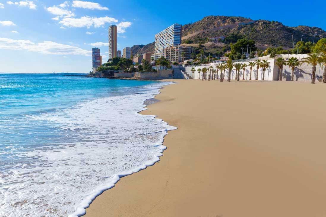Piso Para Vacaciones En Аликанте Екстериор снимка